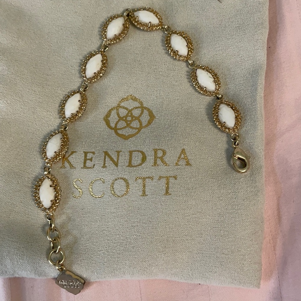 Kendra Scott bracelet